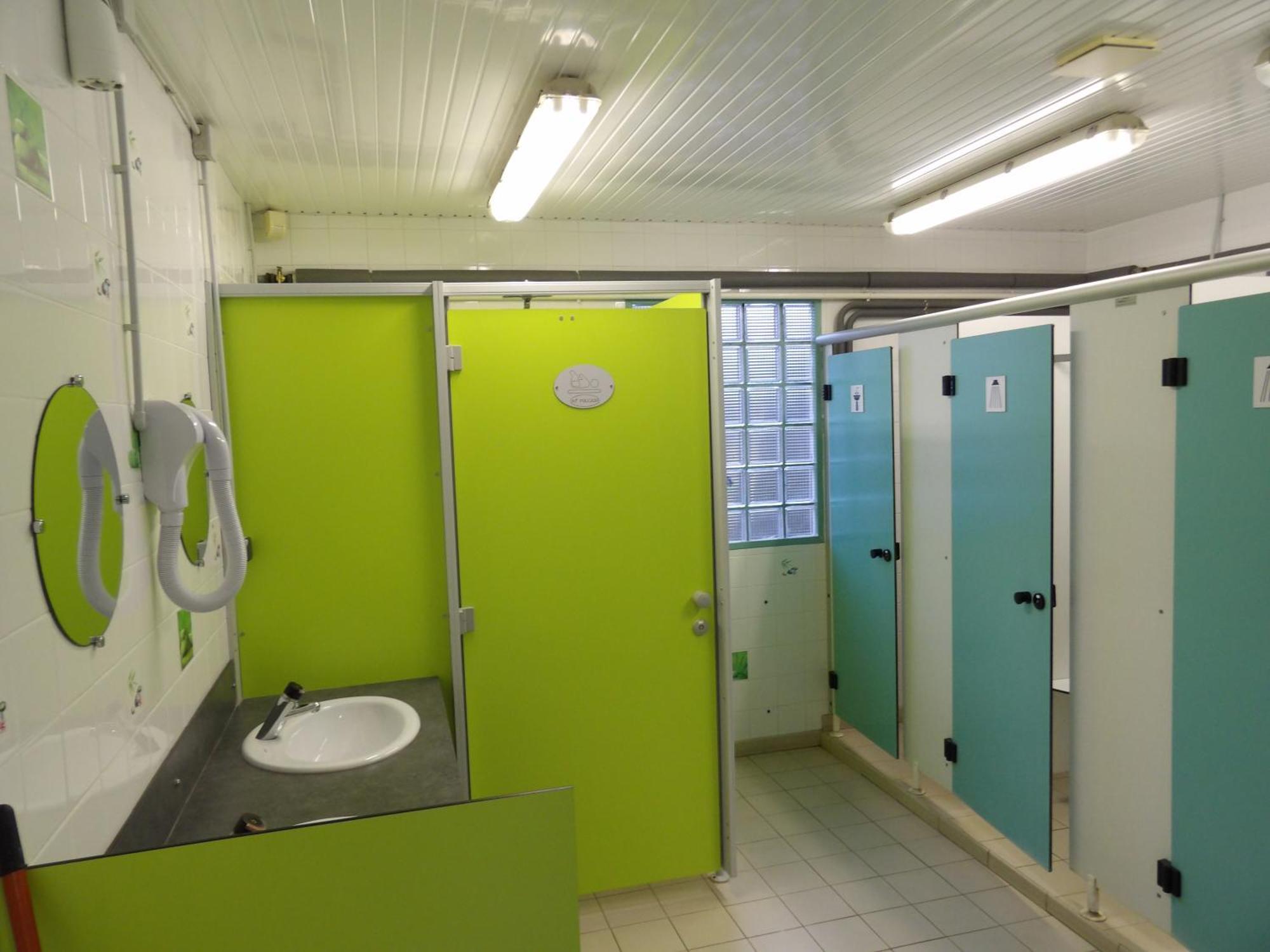 Camping Smile & Braudieres Mezieres-sous-Lavardin Exterior photo