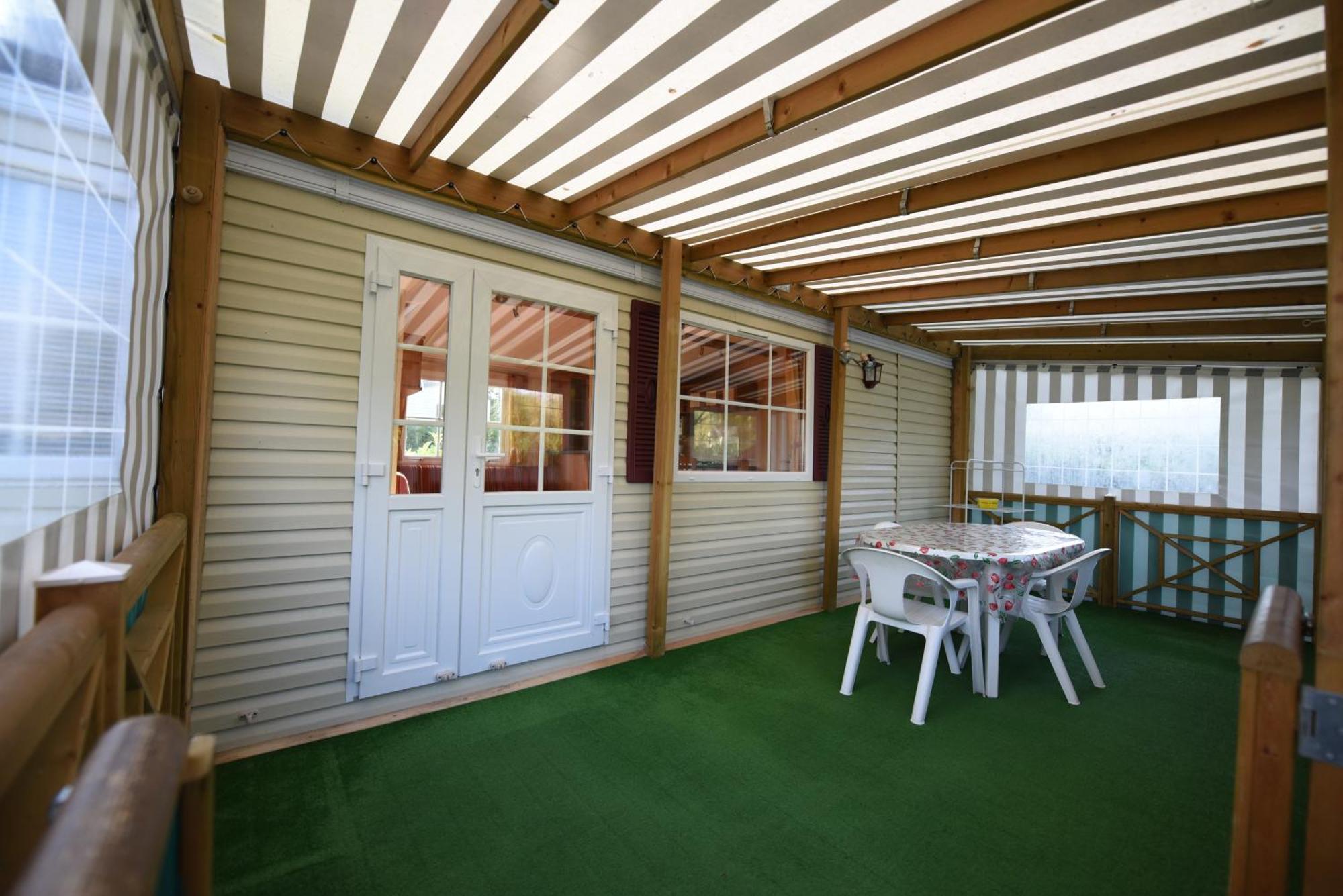 Camping Smile & Braudieres Mezieres-sous-Lavardin Room photo