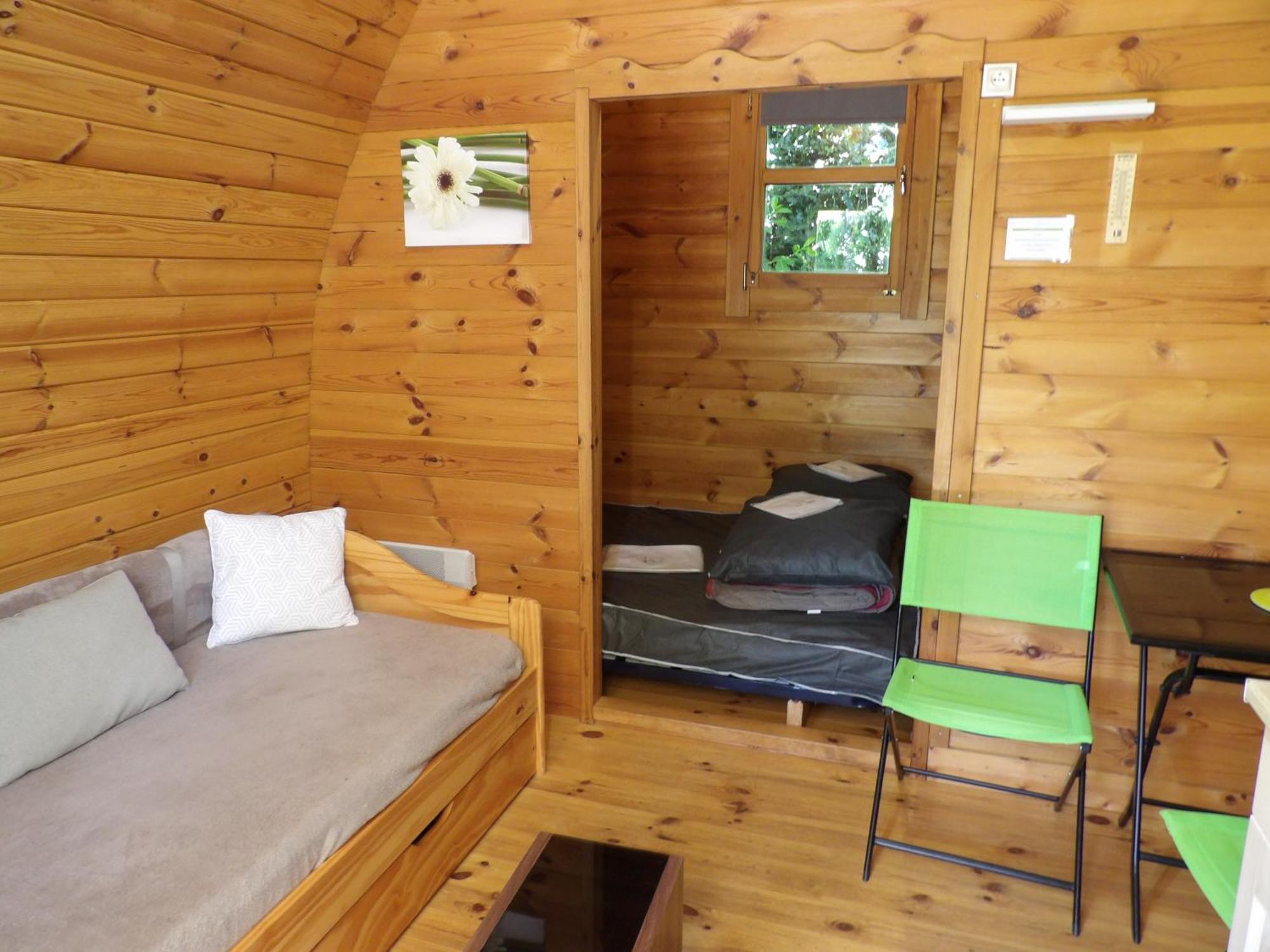 Camping Smile & Braudieres Mezieres-sous-Lavardin Exterior photo