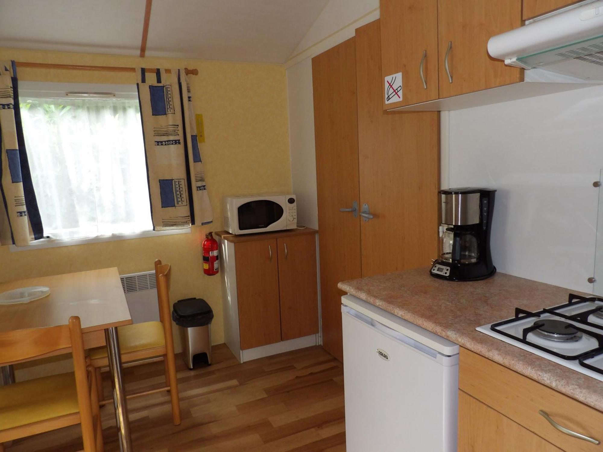 Camping Smile & Braudieres Mezieres-sous-Lavardin Exterior photo
